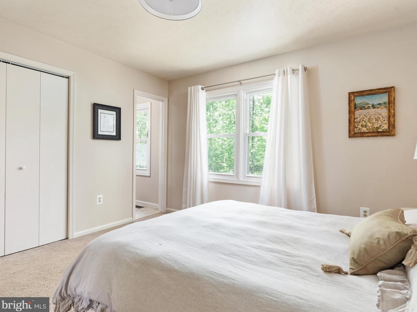 6285 Ghadban Ct, Warrenton VA  20187-7916 exterior