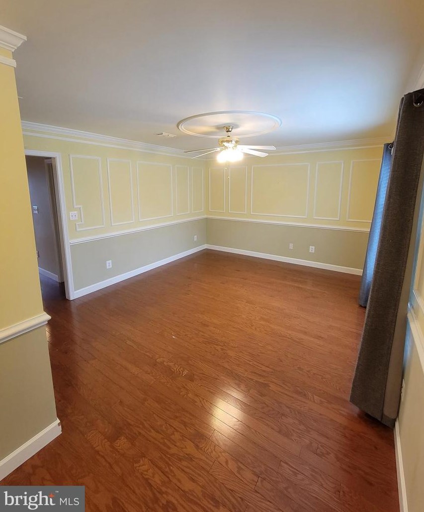 419 Ridge Ct, Warrenton, VA 20186
