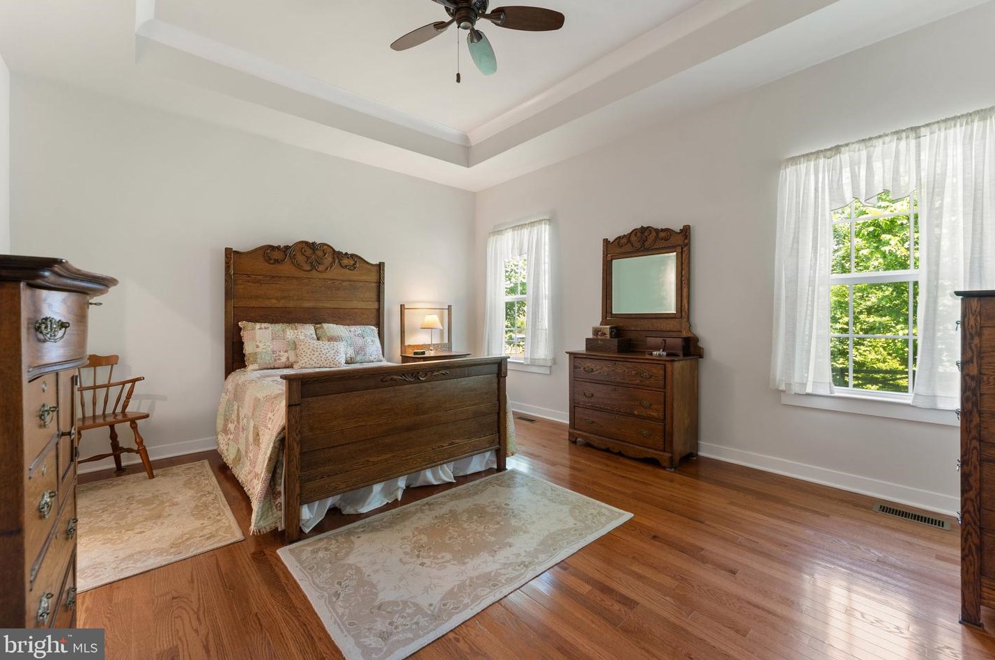 6490 Bob White Dr, Warrenton VA  20187-4705 exterior