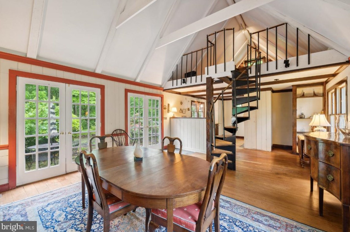 6361 Pilgrims Rst Rd, Warrenton VA  20187-2850 exterior