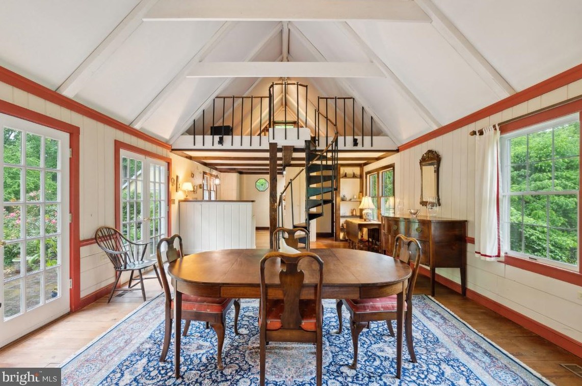 6361 Pilgrims Rst Rd, Warrenton VA  20187-2850 exterior