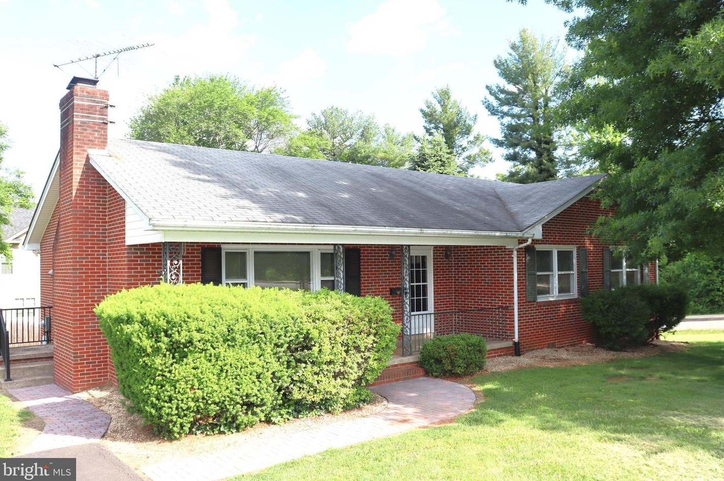 166 Elm St, Warrenton, VA 20186-3504
