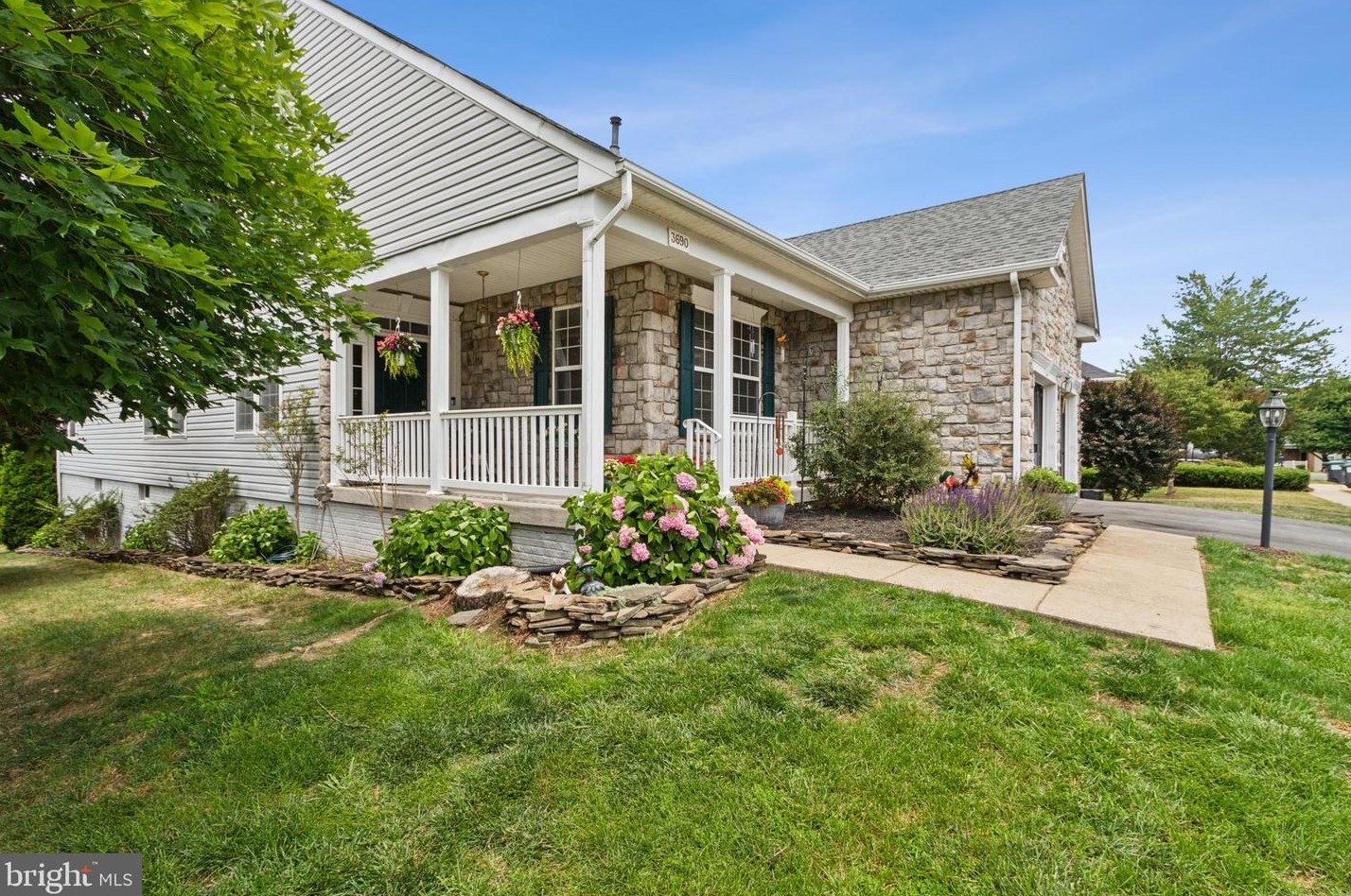 3690 Osborne Dr, Warrenton, VA 20187