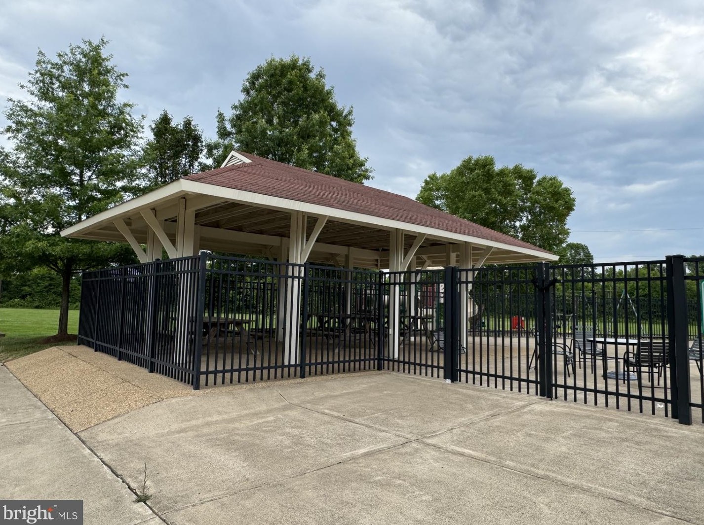 6171 Newton Ln, Bealeton VA  22712-5614 exterior