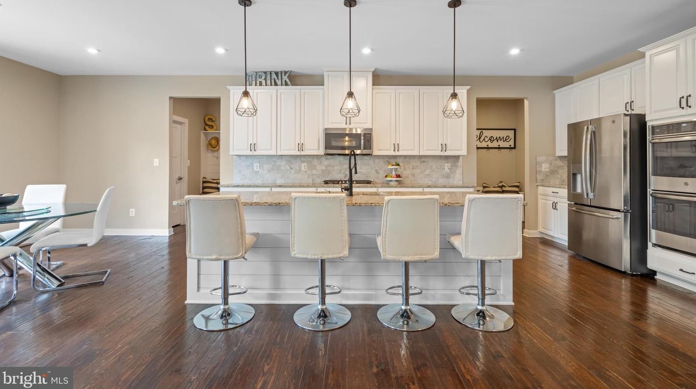 7463 Lake Willow Ct, Warrenton, VA 20187