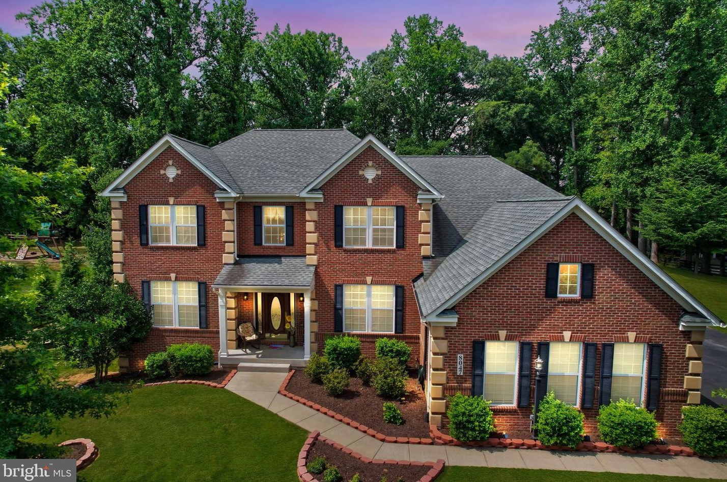 8047 Side Hill Dr, Warrenton, VA 20187