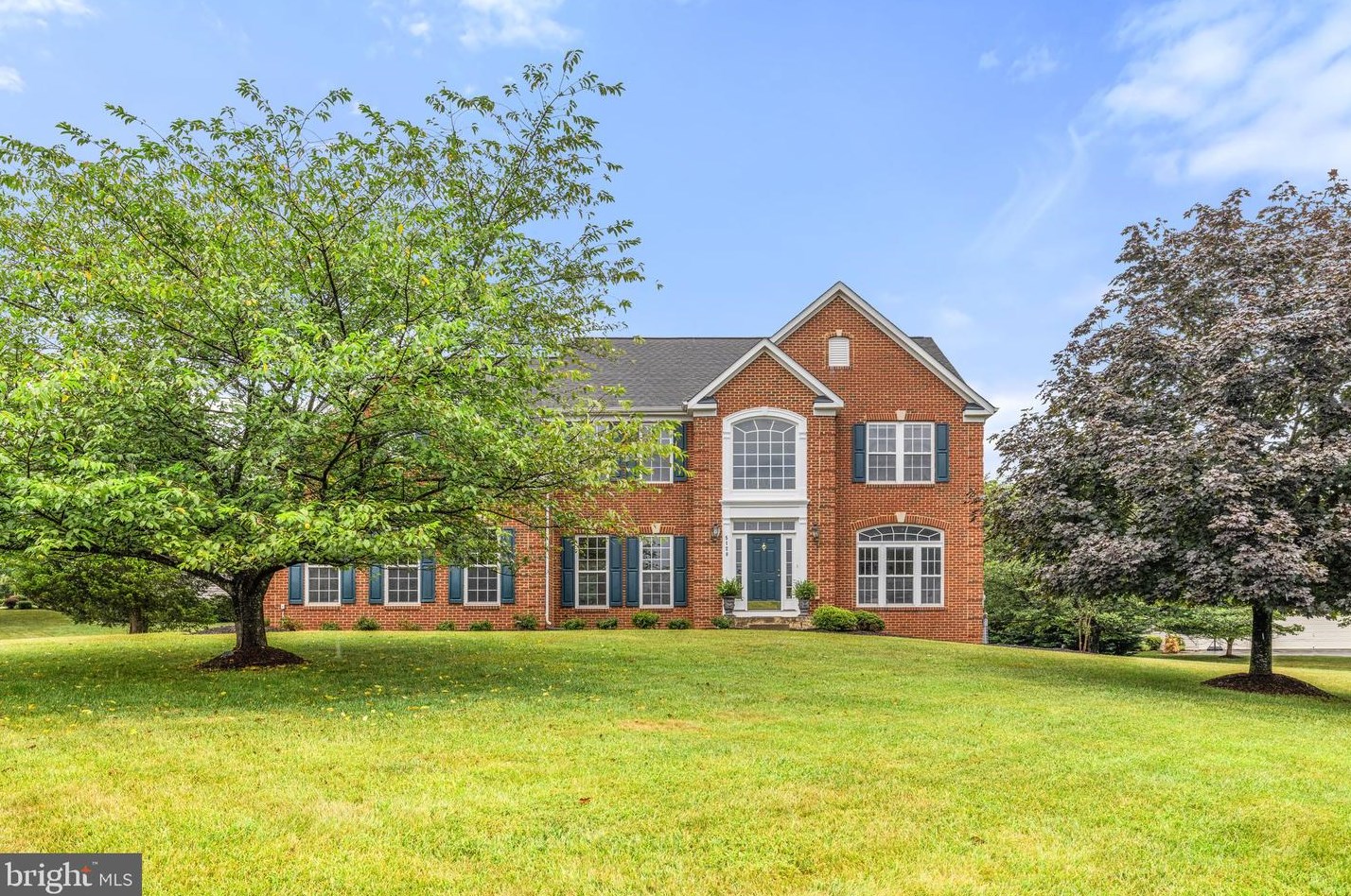 5128 Allison Marshall Dr, Warrenton, VA 20187