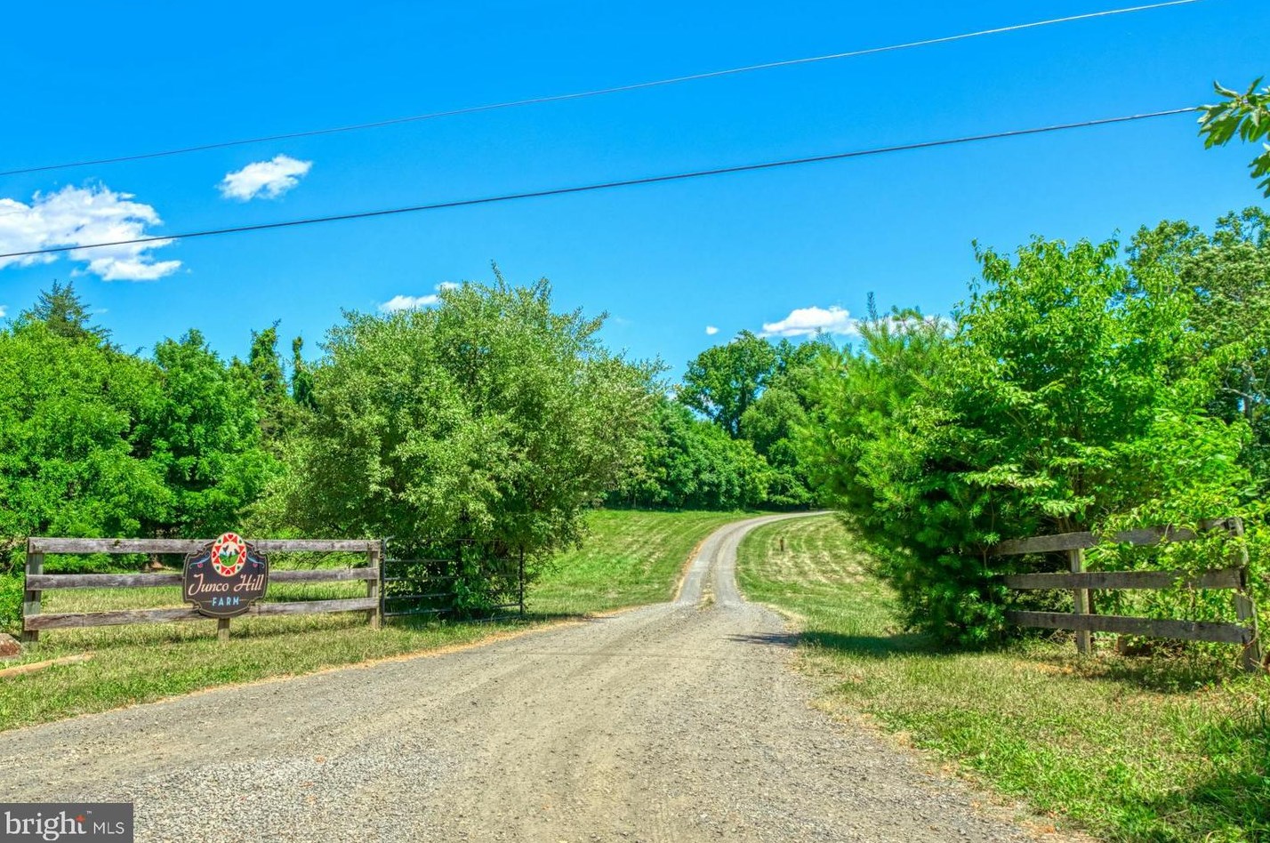 6659 Blackwell Rd, Warrenton, VA 20187