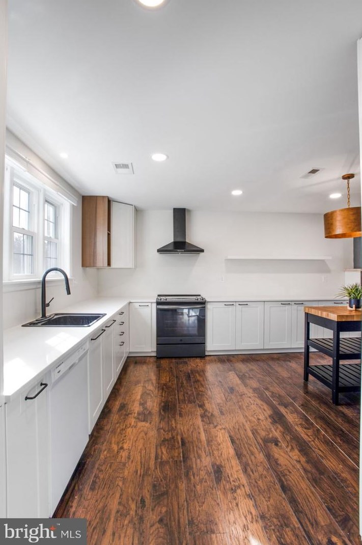 60 Leeds Ct, Warrenton, VA 20186