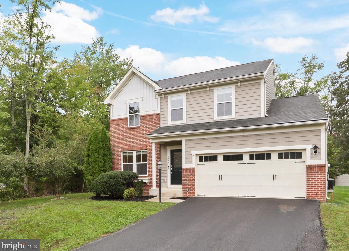 7279 Lake Willow Ct, Warrenton, VA 20187