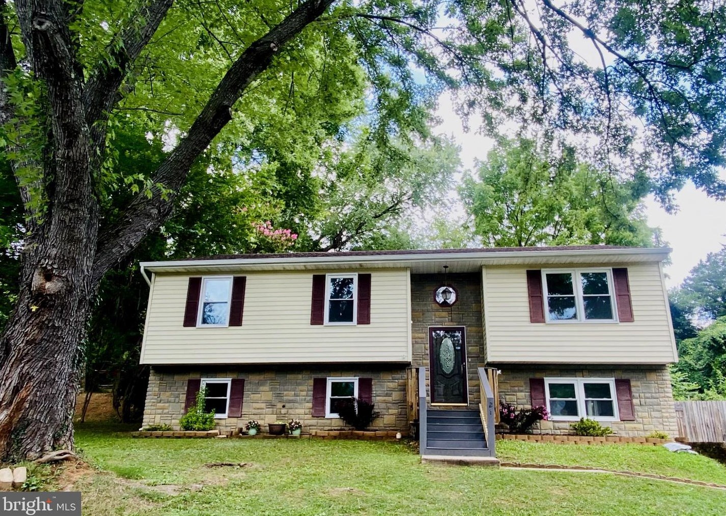 21 Fishback Ct, Warrenton, VA 20186