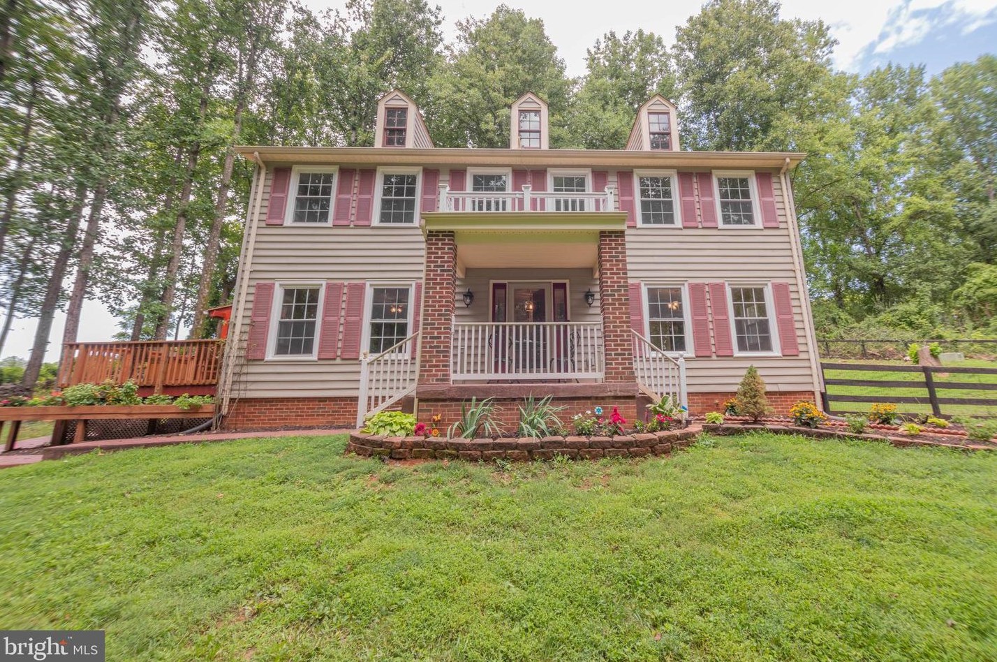 8521 Retreat Ln, Warrenton, VA 20186