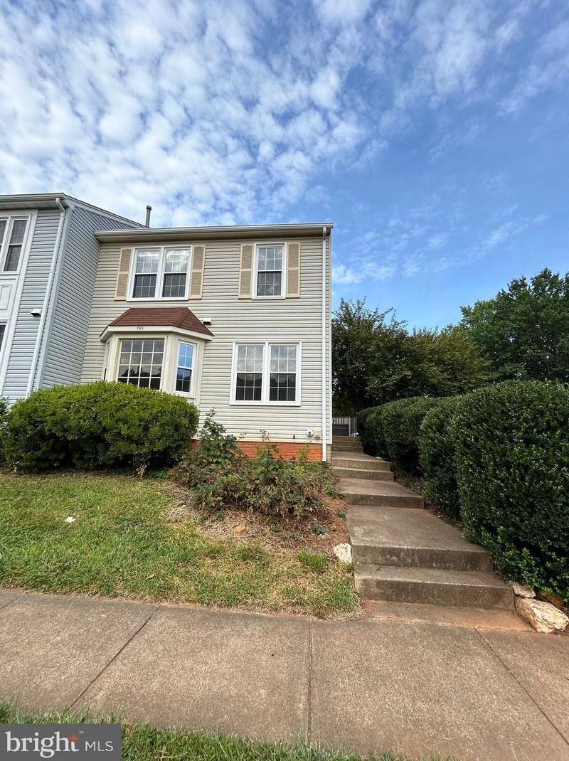746 Arbor Ct, Warrenton, VA 20186