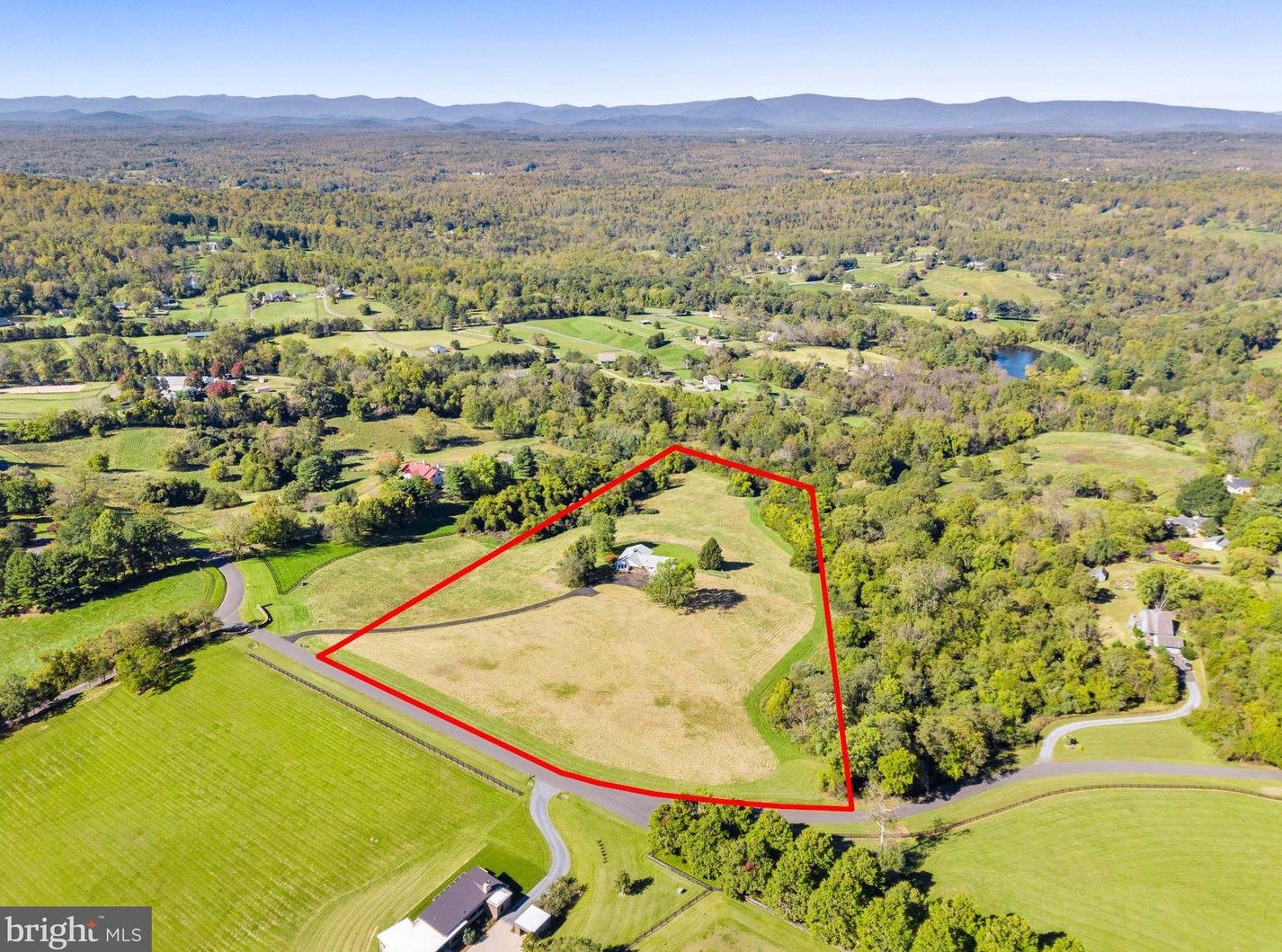 7076 Bellevue Farm Rd, Warrenton, VA 20186