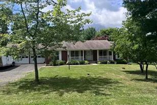 5377 Colt Dr, Broad Run, VA 20137 - Photo 2