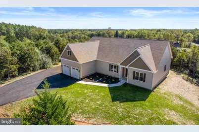 2012 Dozer Ln, Catlett, VA 20119 - Photo 2