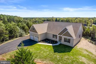 2012 Dozer Ln, Catlett, VA 20119 - Photo 2