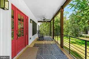 9653 Woodbrook Ln, Midland, VA 22728 - Photo 8