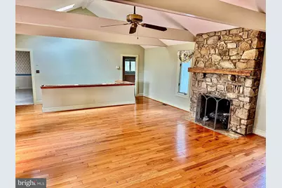 7038 Beaconsfield Lane, Warrenton, VA 20187 - Photo 4