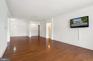 6704 Holly Farm Ln, Warrenton, VA 20187 - Photo 4