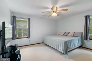 12586 Lake Coventry Dr, Bealeton, VA 22712 - Photo 28