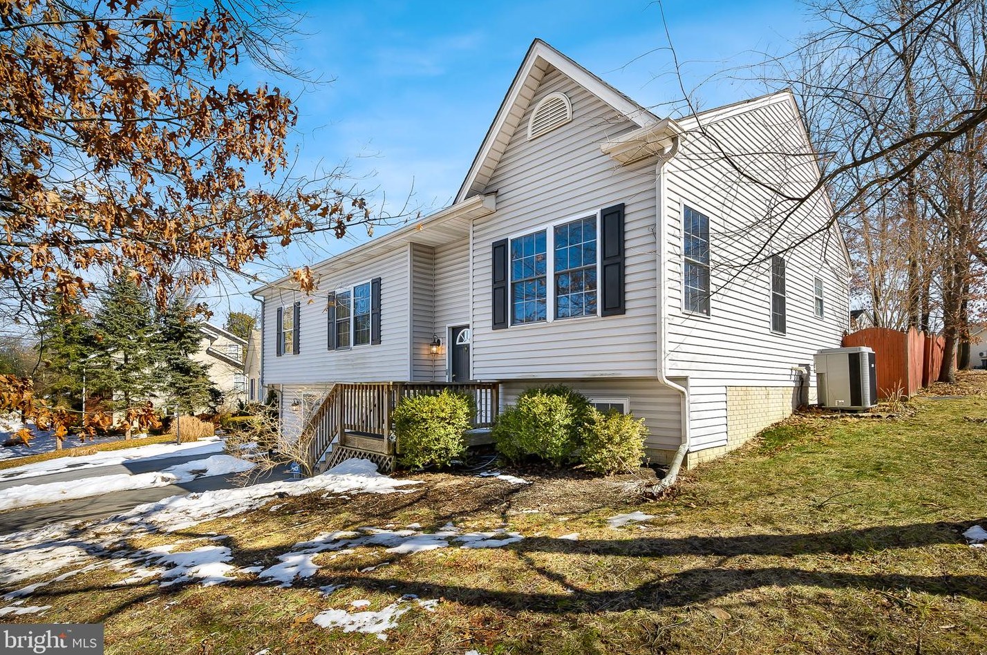 275 Greenwood Rd, Winchester, VA 22602-7923