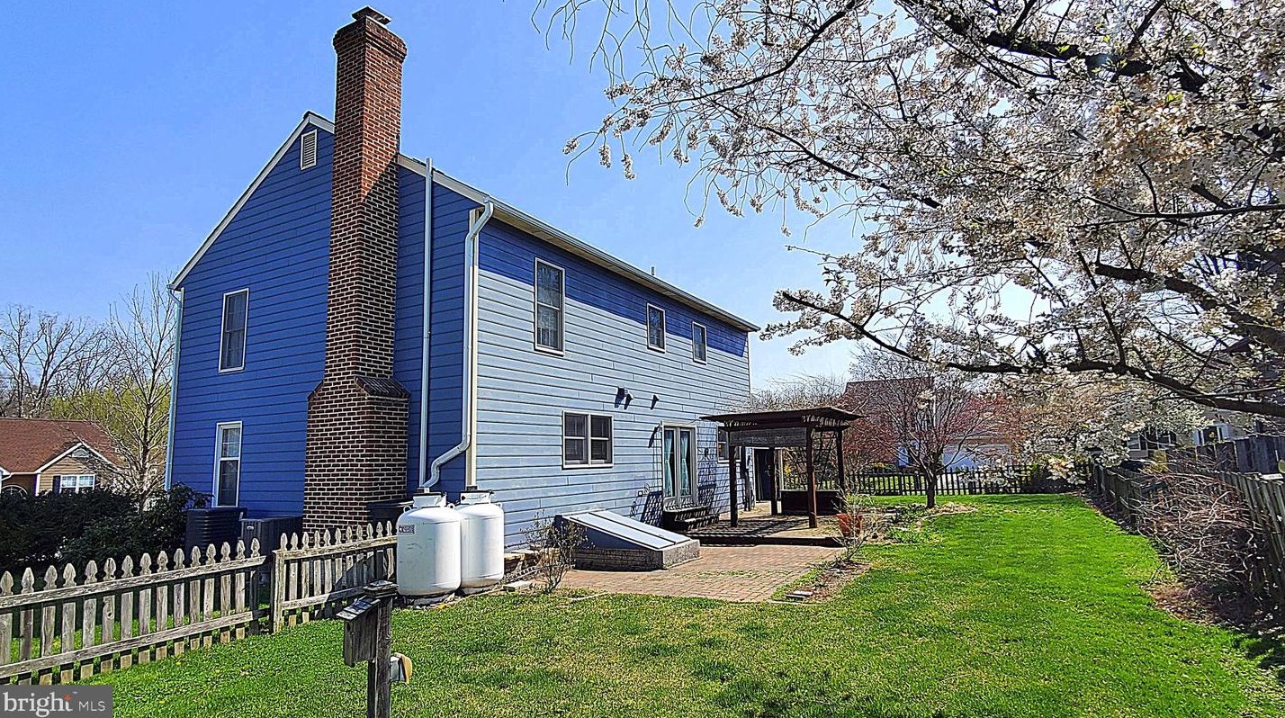 205 Mill Race Dr, Winchester, VA 22602-6935