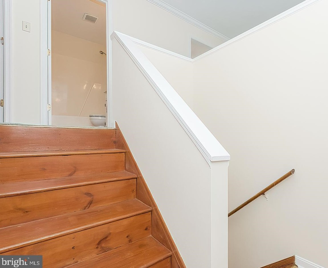111 Grove Ct, Stephens City, VA 22655-2905