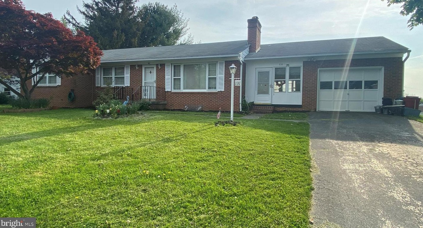 131 Country Club Cir, Winchester, VA 22602-6001