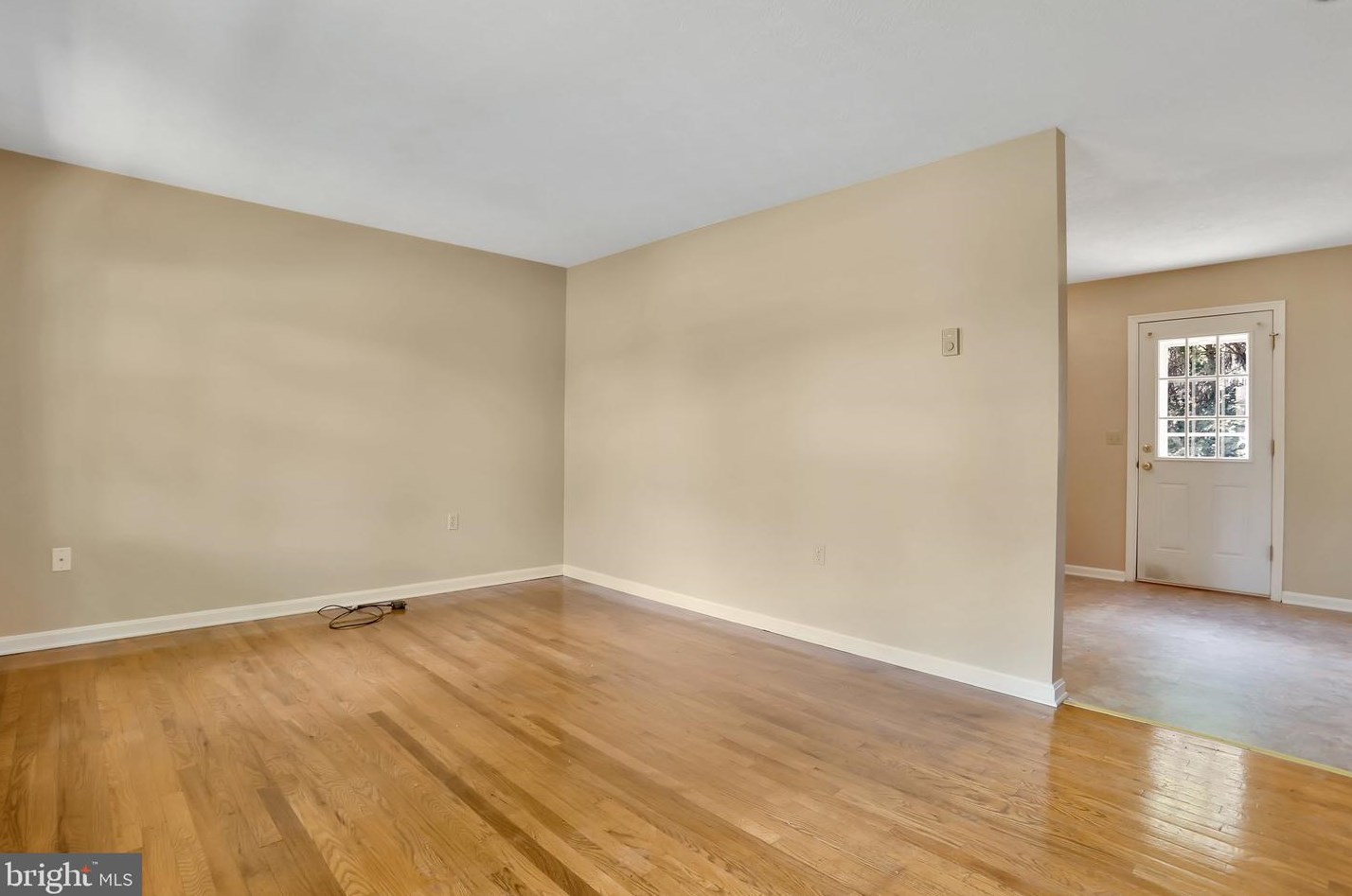 137 Little River Dr, Winchester, VA 22602-6217