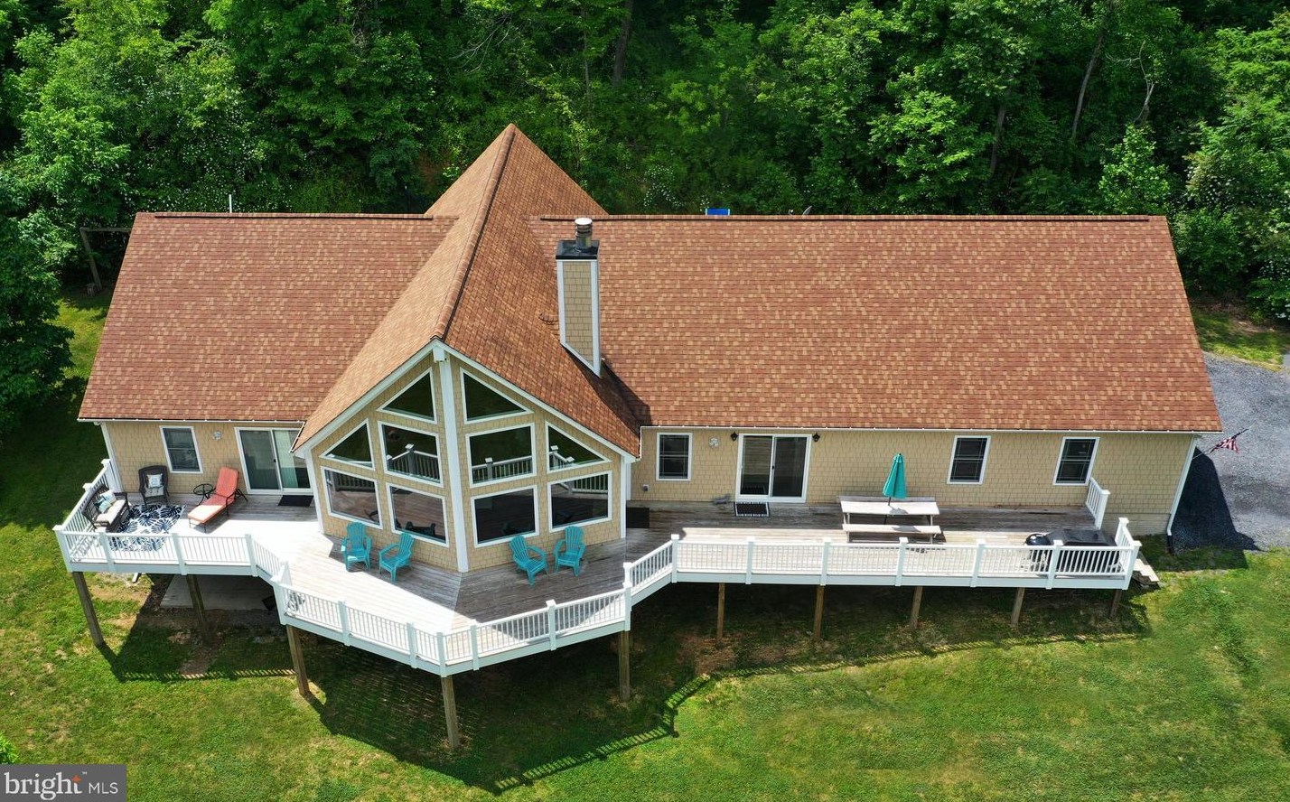189 Babbs Mountain Rd, Winchester, VA 22603-3216