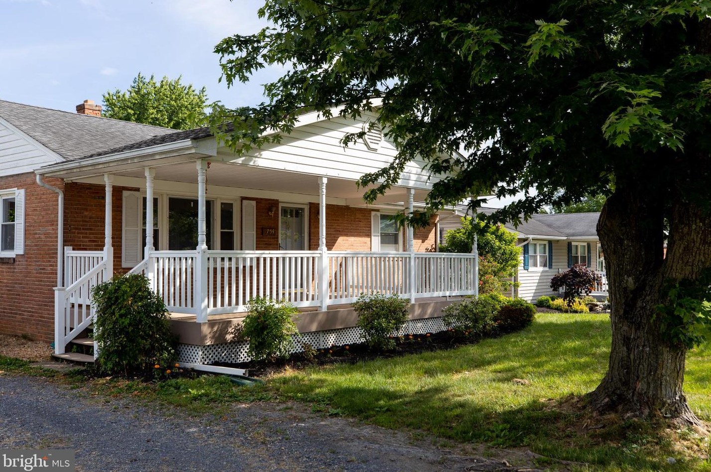 7754 Church St, Middletown, VA 22645