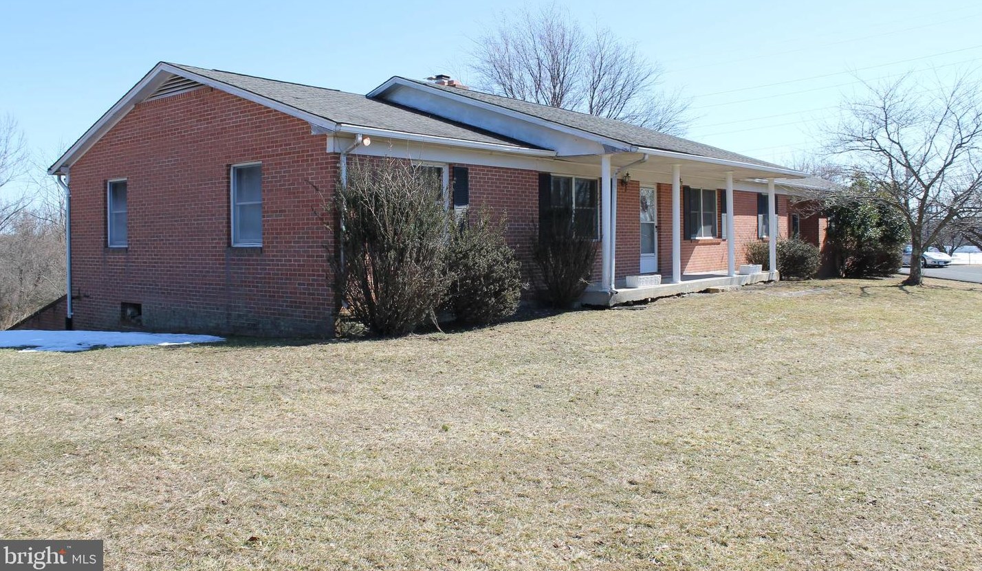 161 Glentawber Dr, Winchester, VA 22603-4327