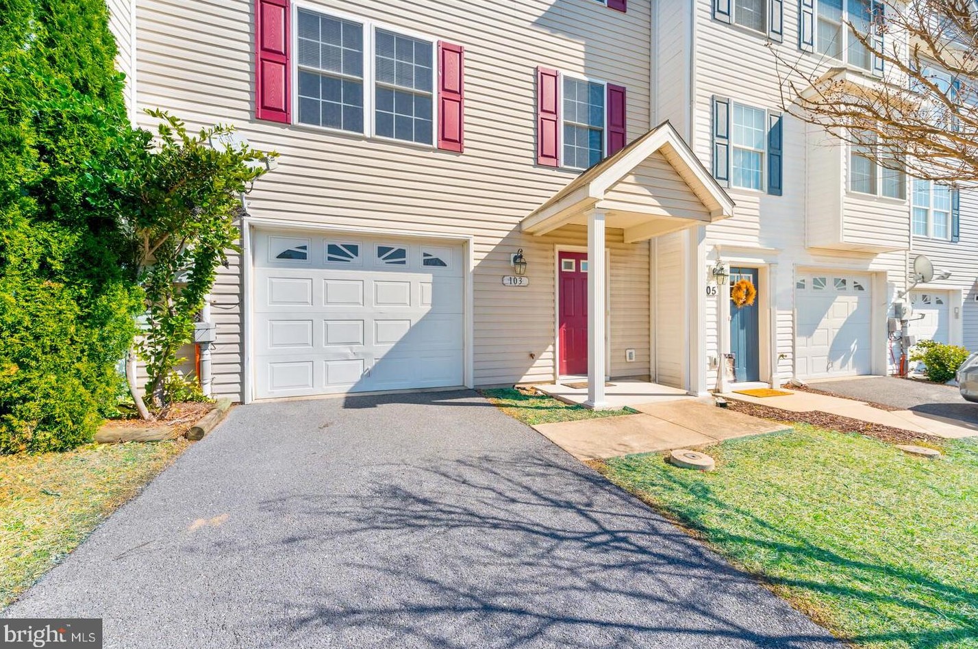 103 Lighthouse Ln, Winchester, VA 22602-6191