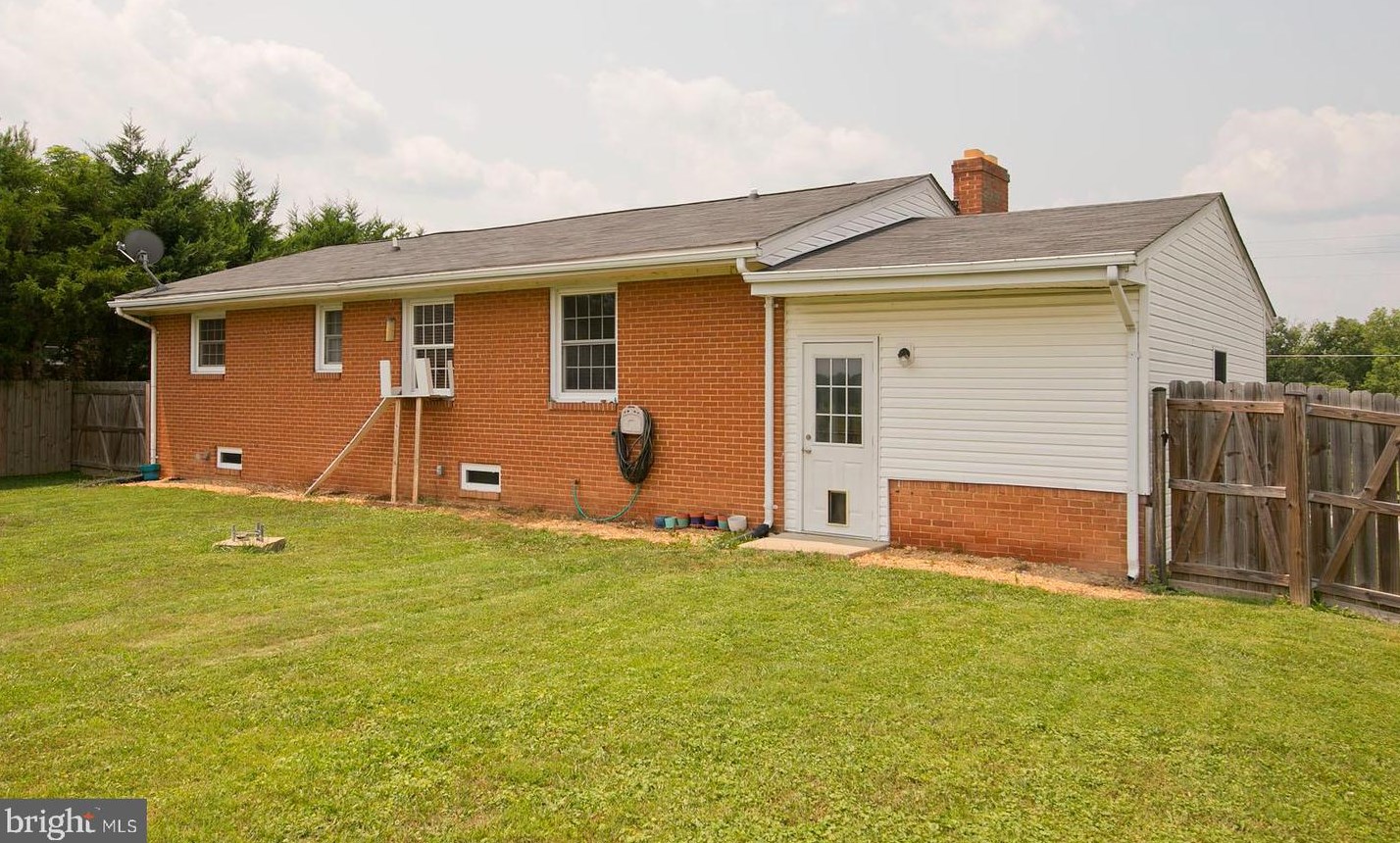1187 Salem Church Rd, Stephens City, VA 22655-5555