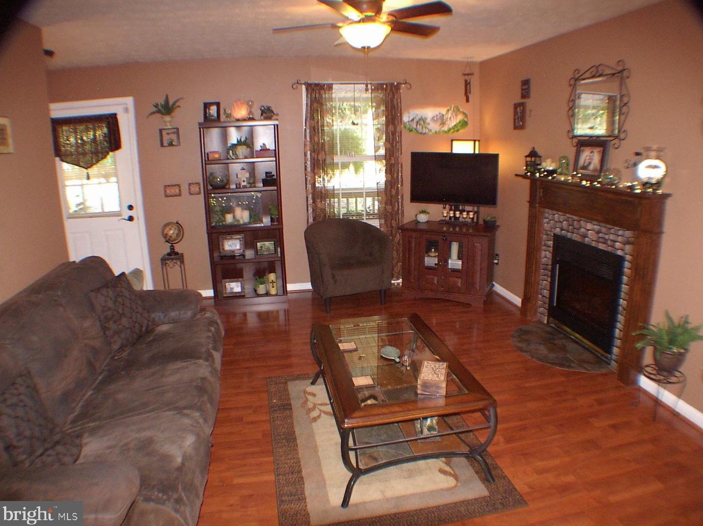 211 Fox Trl, Winchester, VA 22602-3613