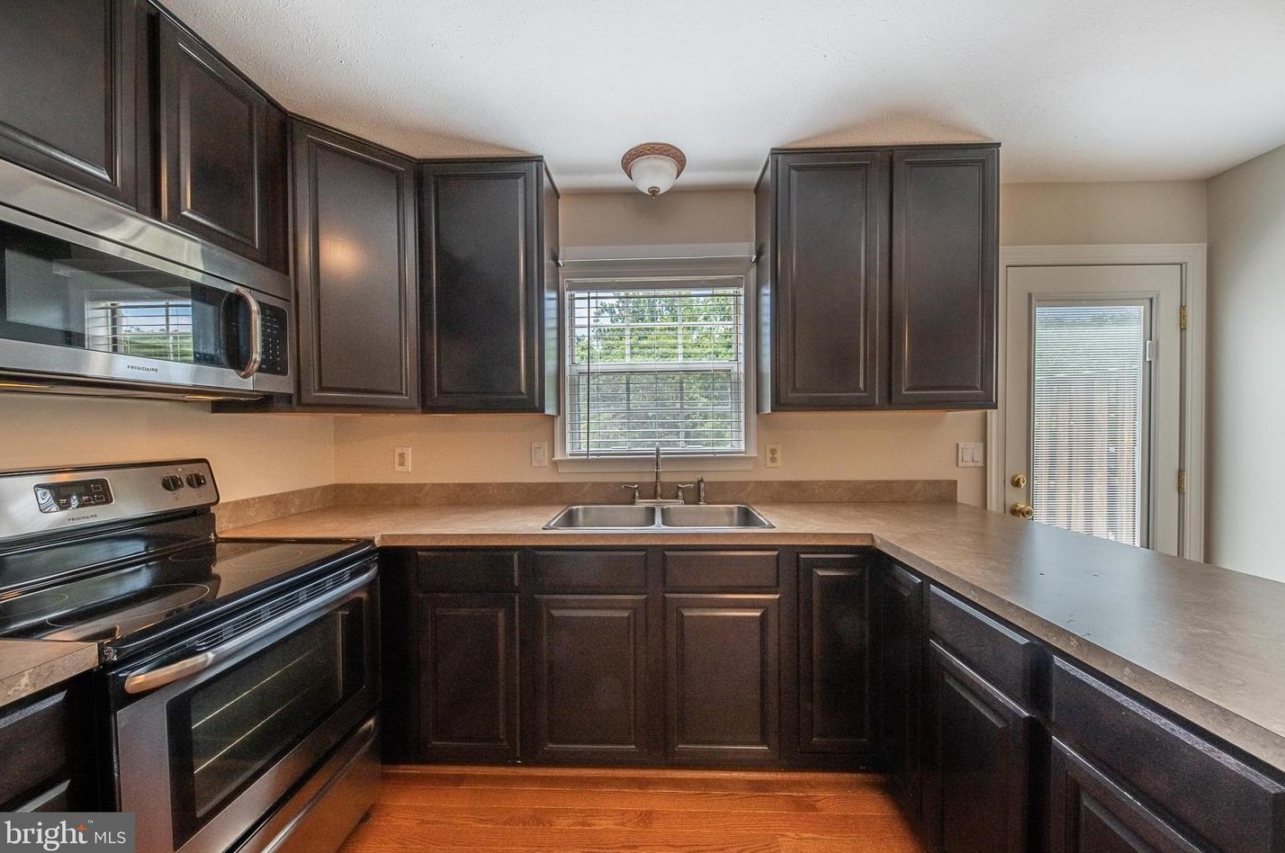 113 Waterford Ln, Winchester VA  22602-6220 exterior