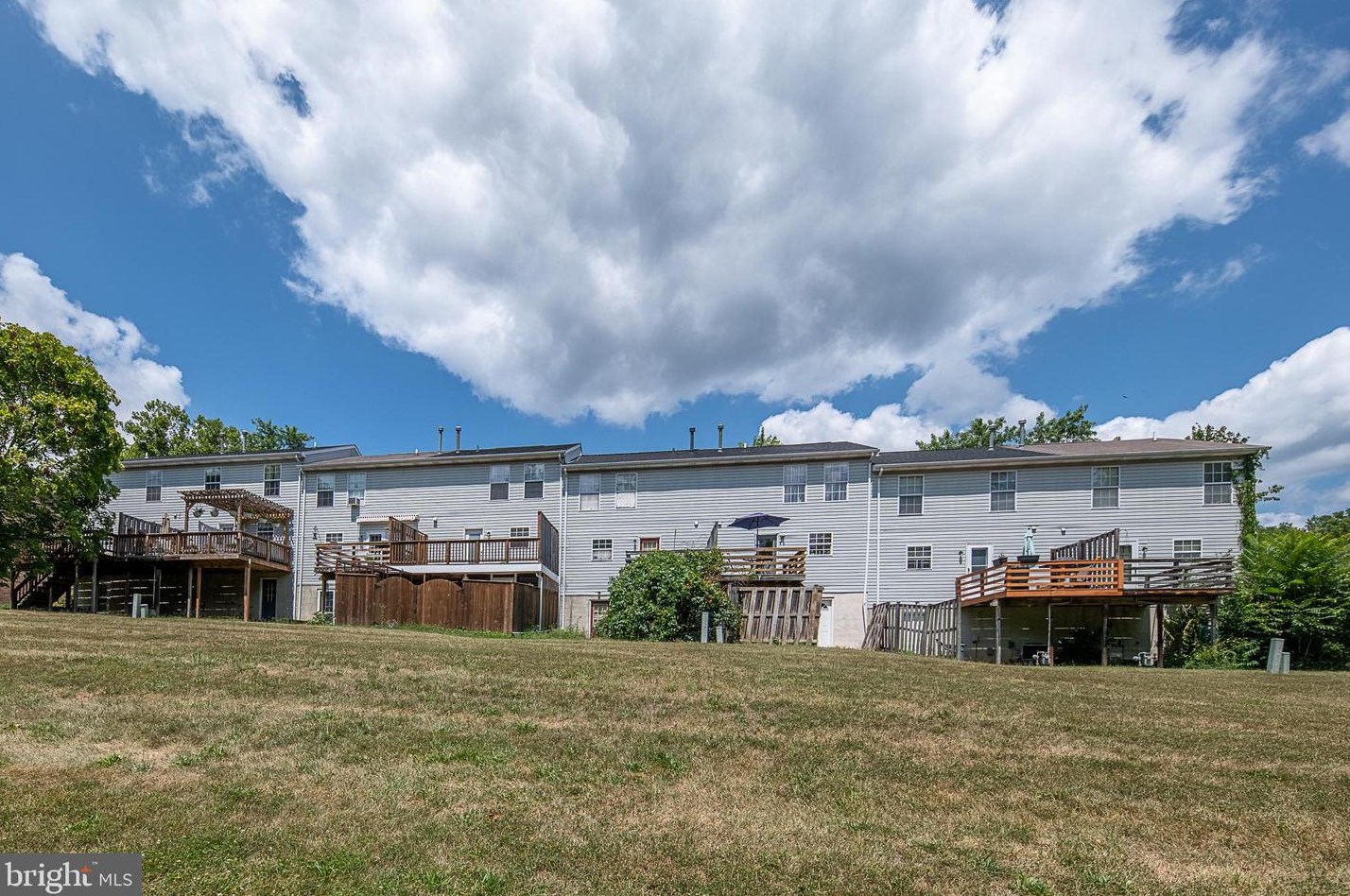 113 Waterford Ln, Winchester VA  22602-6220 exterior