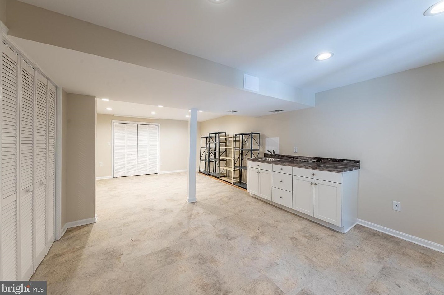 113 Waterford Ln, Winchester VA  22602-6220 exterior