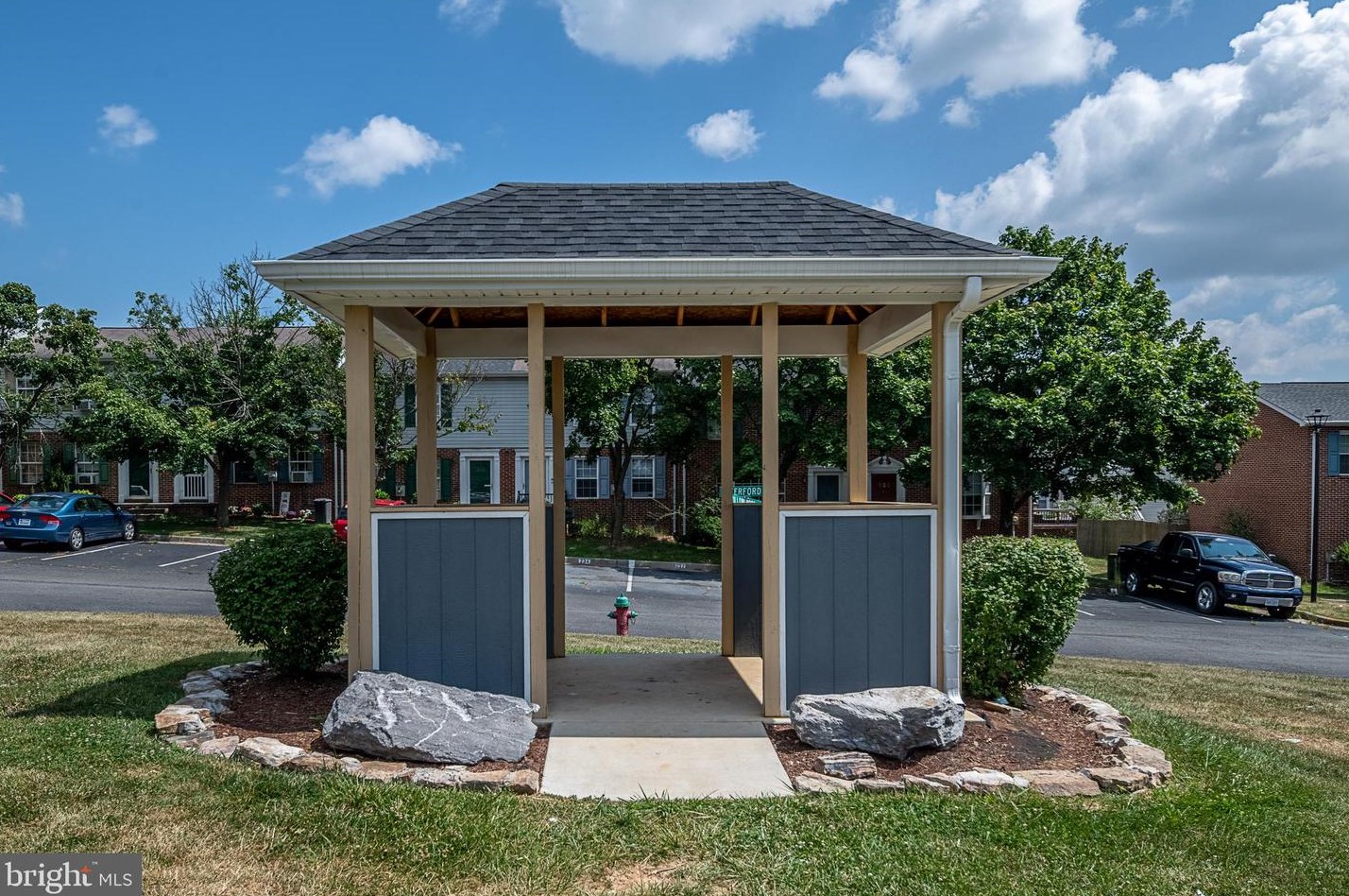 113 Waterford Ln, Winchester VA  22602-6220 exterior