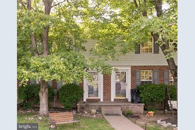 111 Willowbrook Court - Photo 1