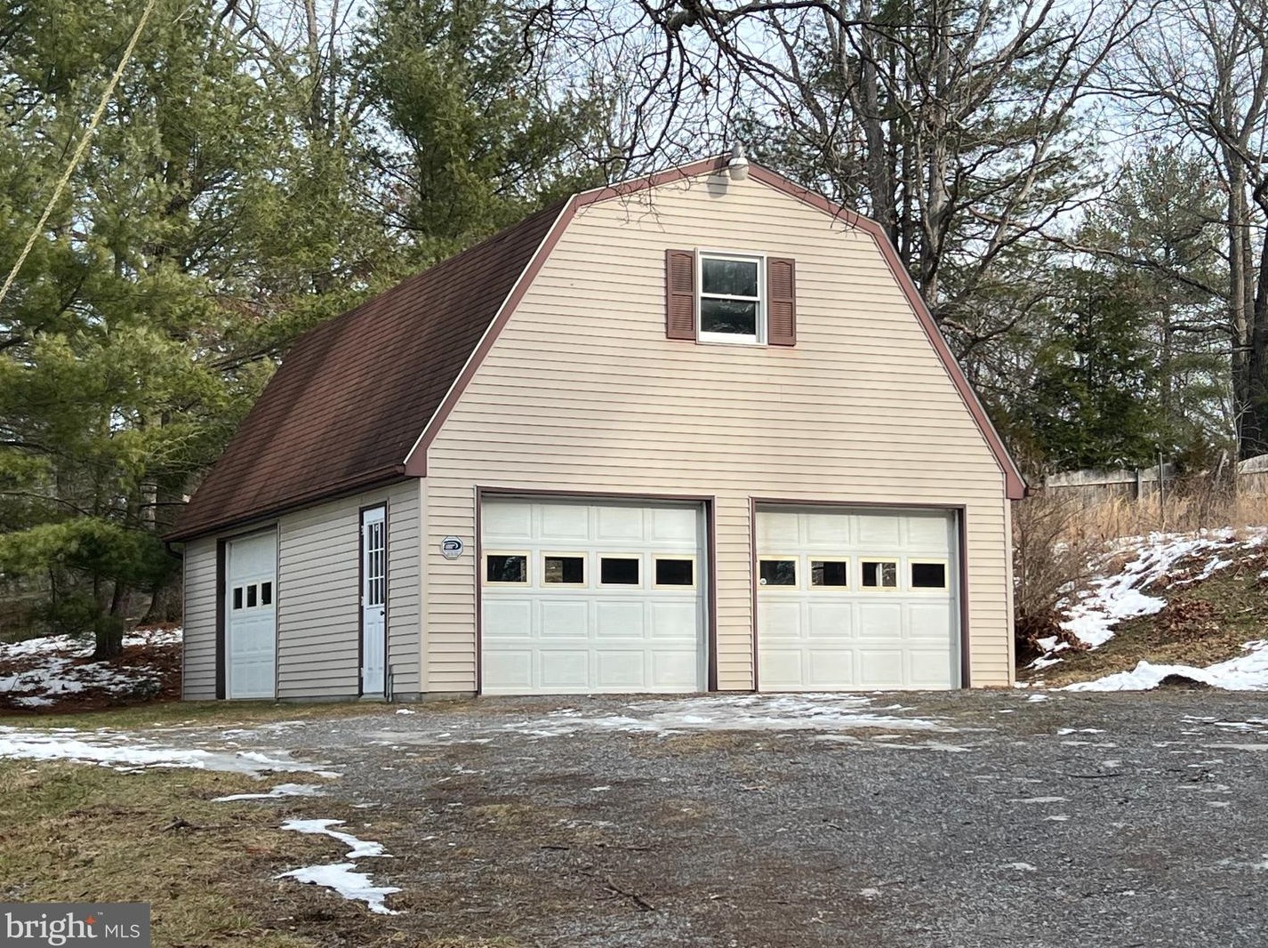 178 Chestnut Grove Rd, Winchester, VA 22603-2803