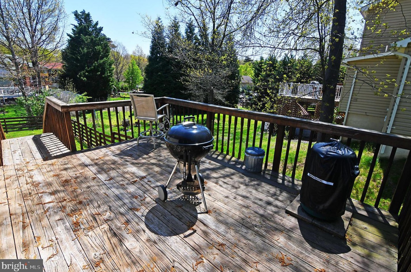 100 Fair Lawn Ct, Stephens City VA  22655-2395 exterior