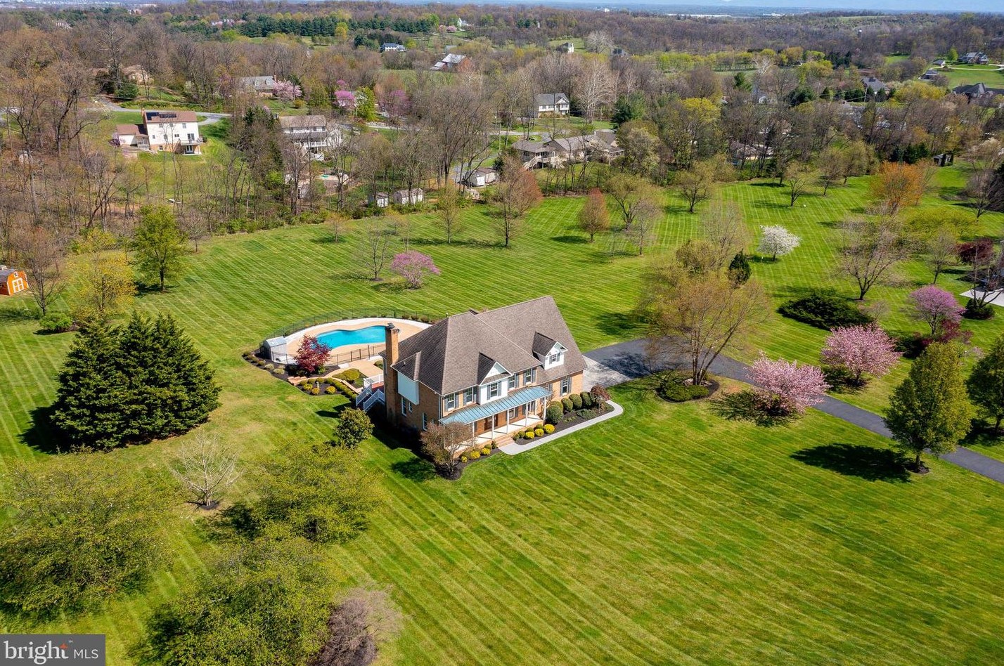 200 Wilton Dr, Winchester, VA 22603-3320