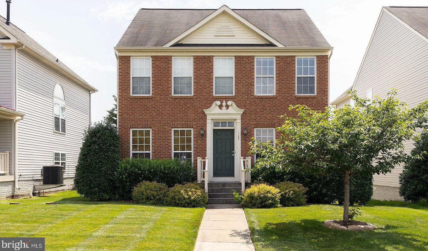 1183 Fairfax St, Stephens City, VA 22655