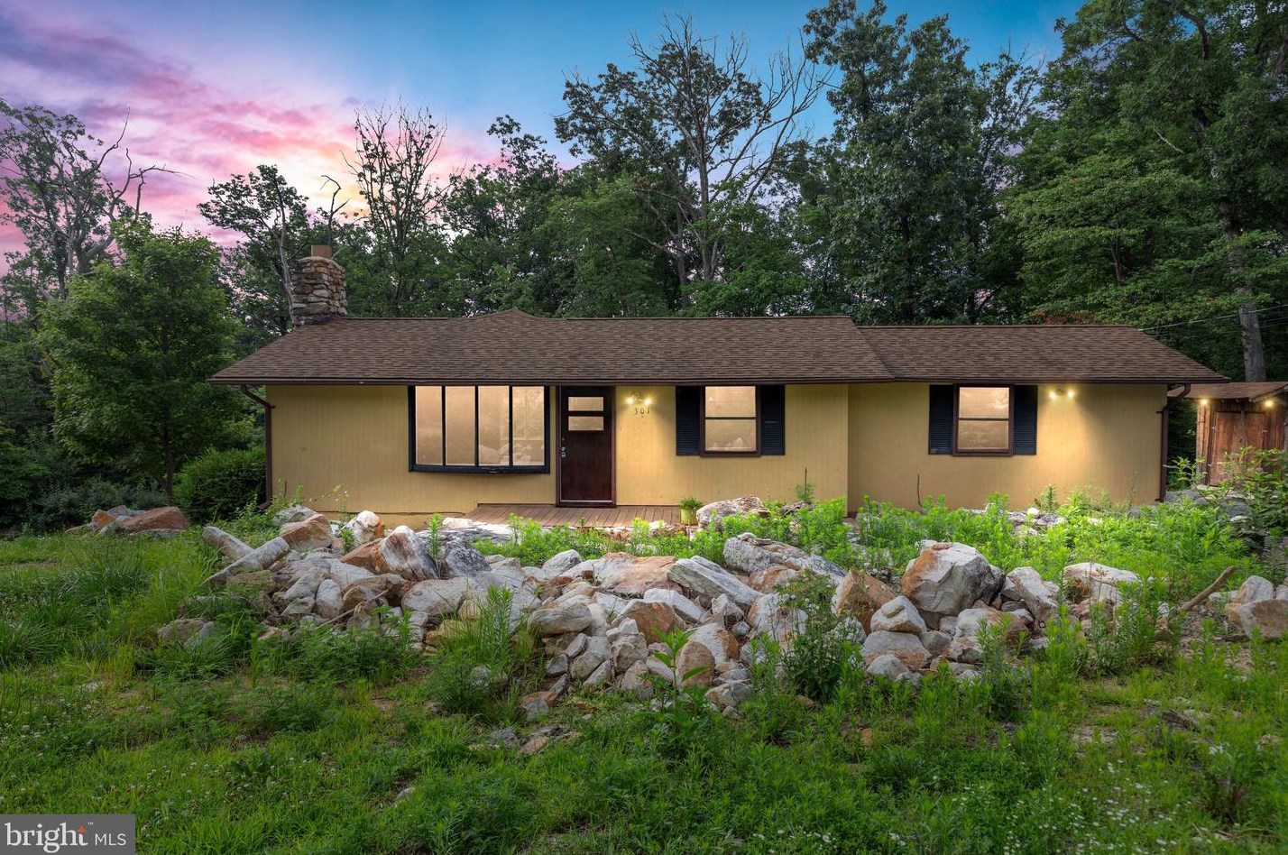 301 Graywolf Trl, Winchester, VA 22602-1434