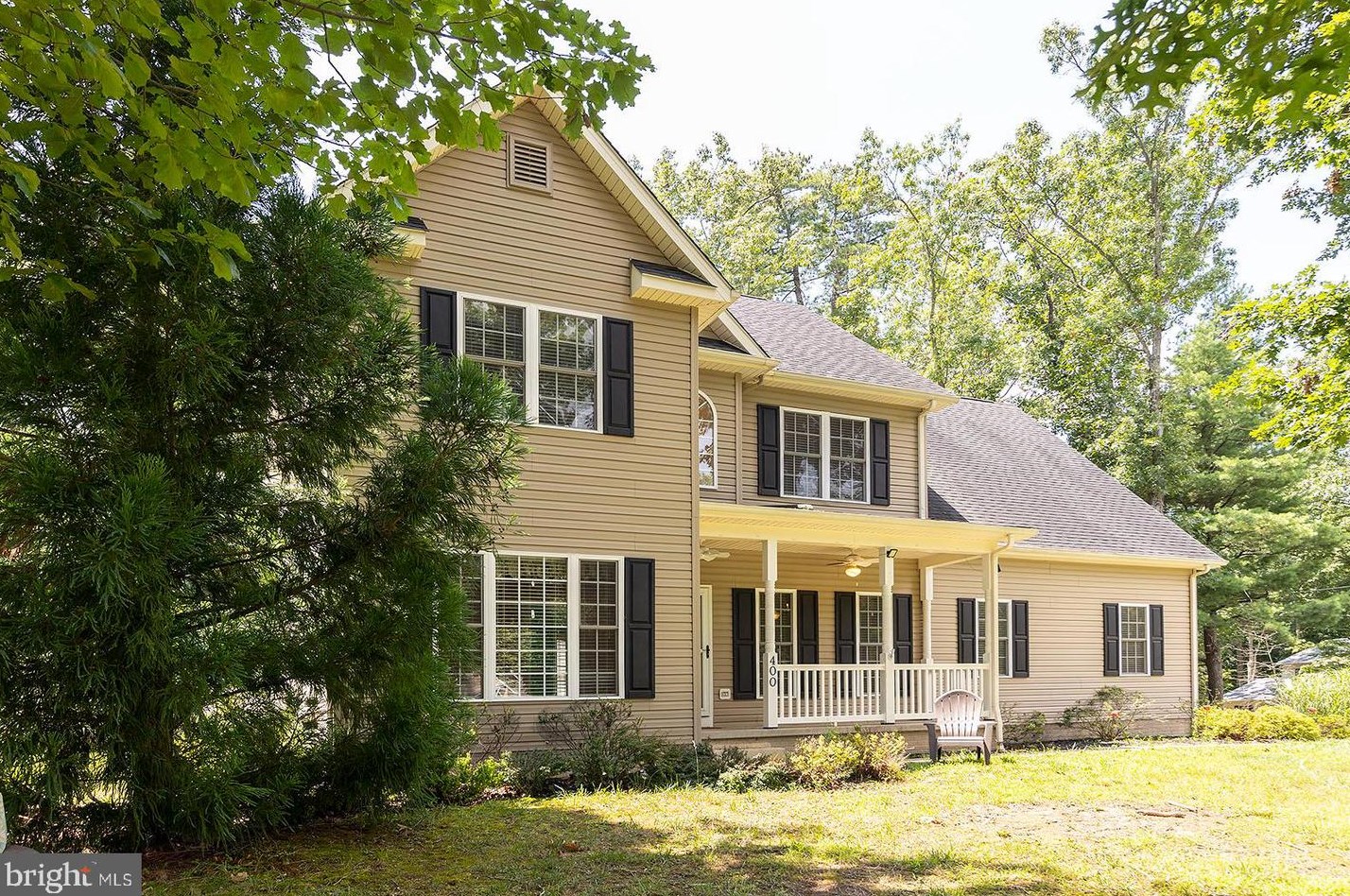 400 Northwood Cir, Cross Junction, VA 22625