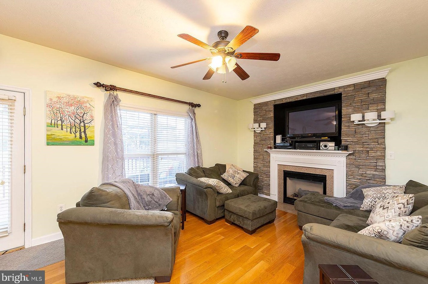 189 Greenwood Rd, Winchester, VA 22602-7922