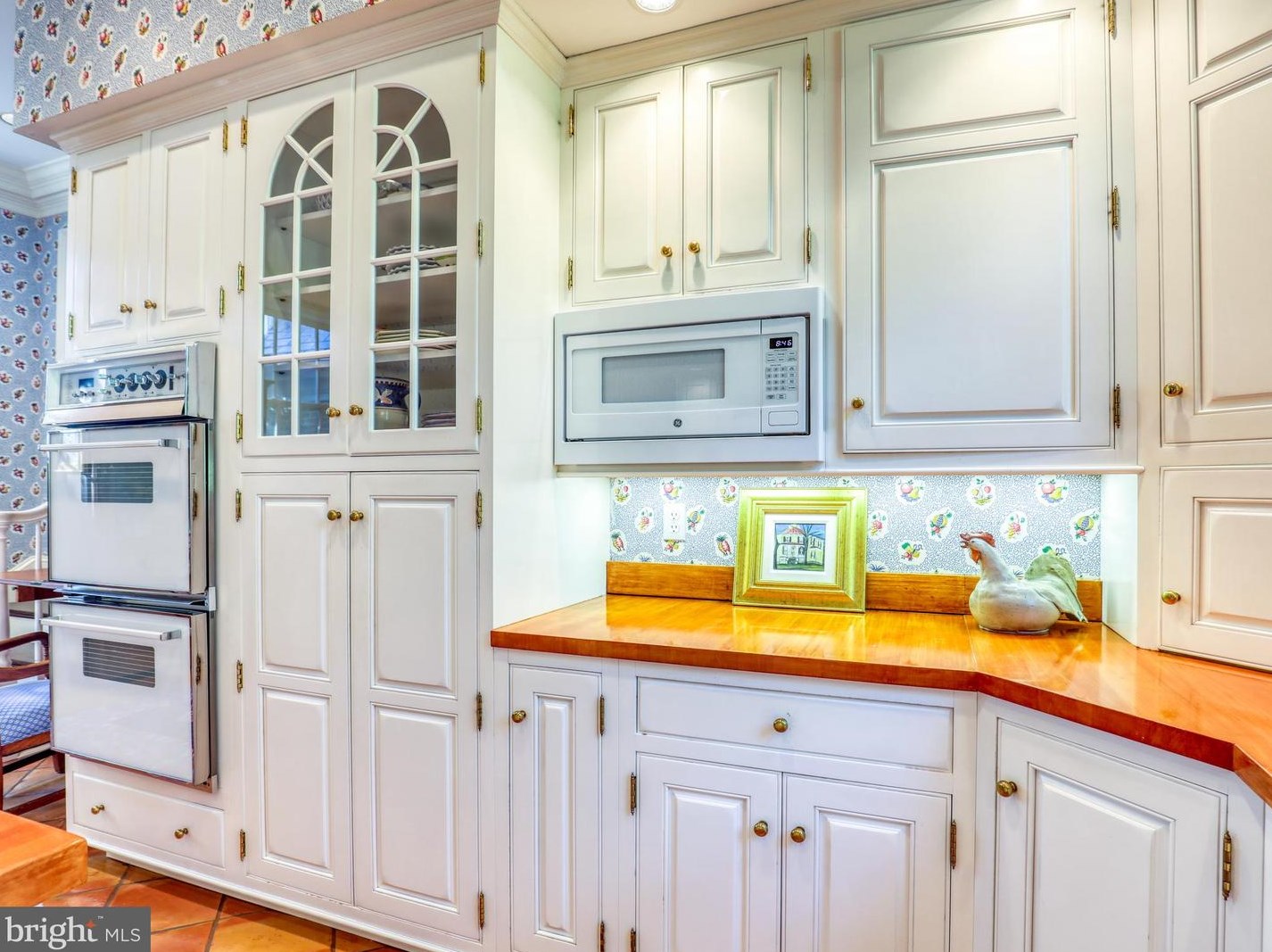 261 Merrifield Ln, Winchester VA 22602-2305 exterior