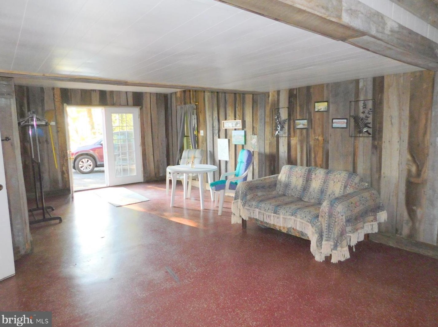 1838 Collinsville Rd, Cross Junction, VA 22625